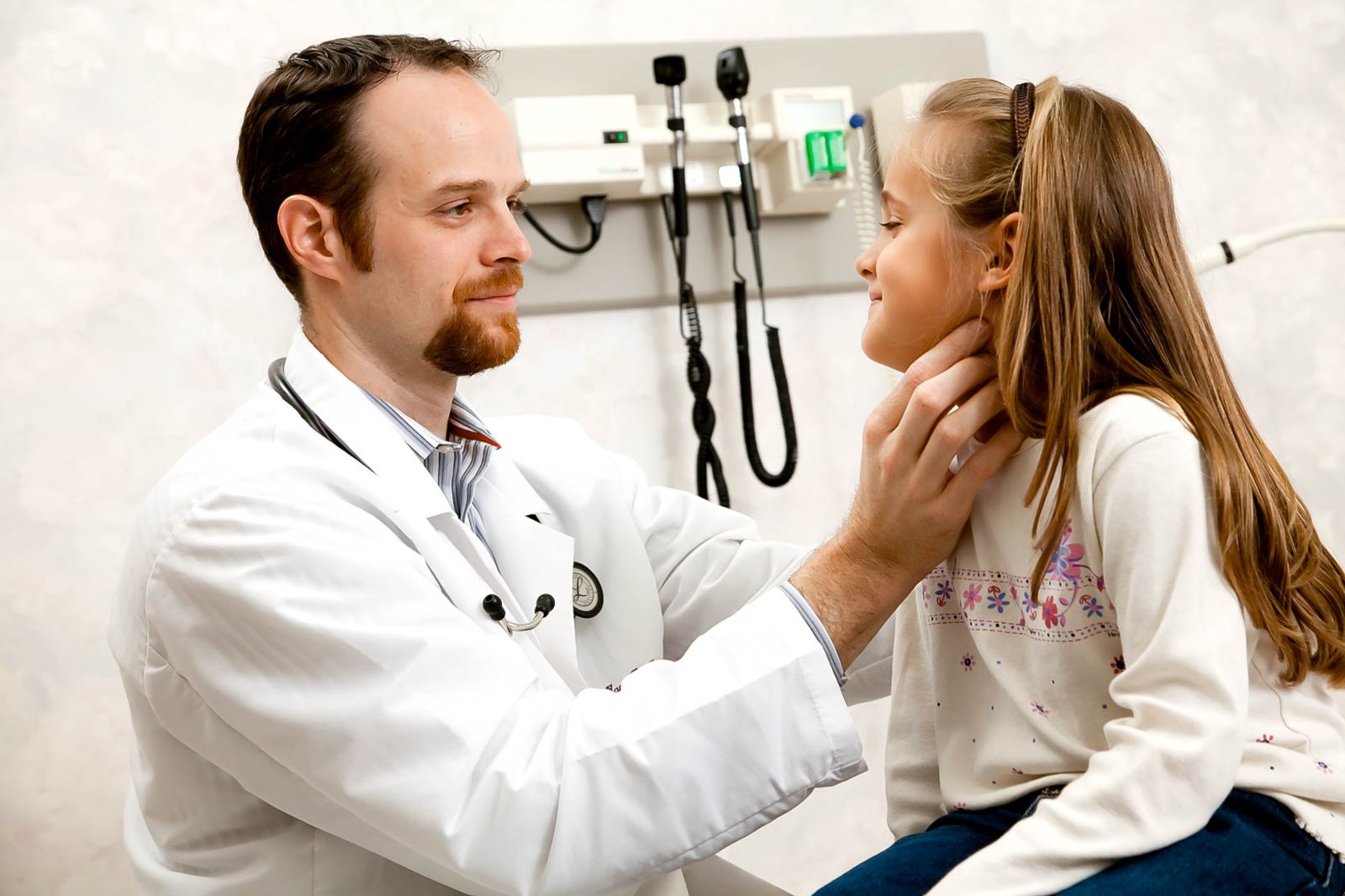 Dr. Ian Best of the Marseilles Healthcare Center treats a patient