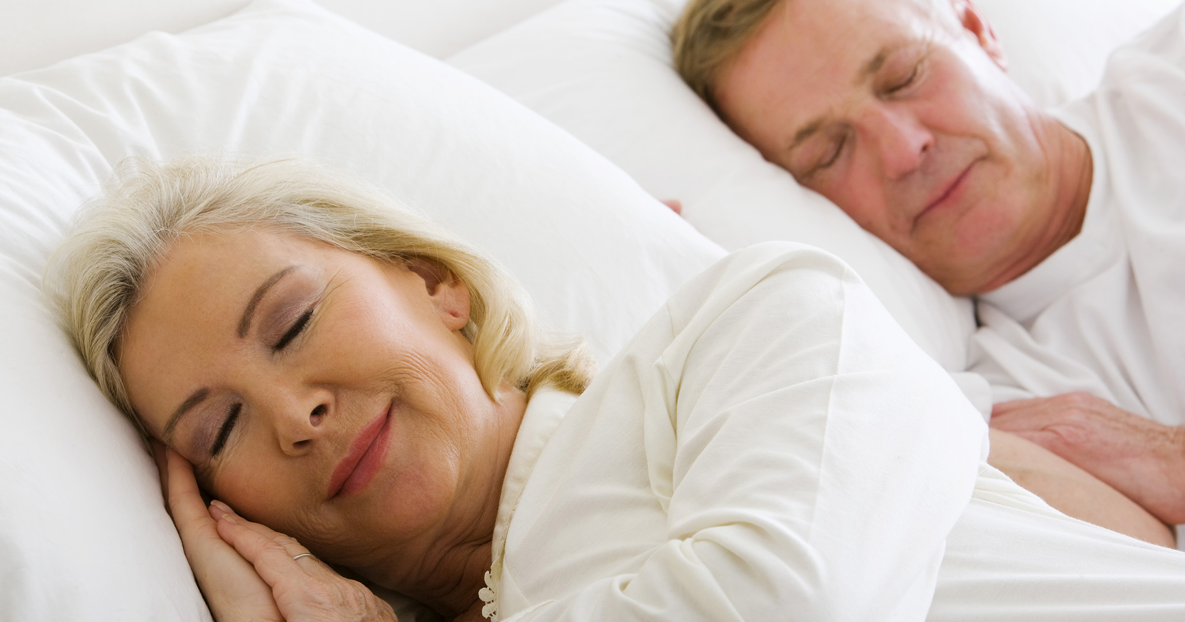Почему пожилые много спят